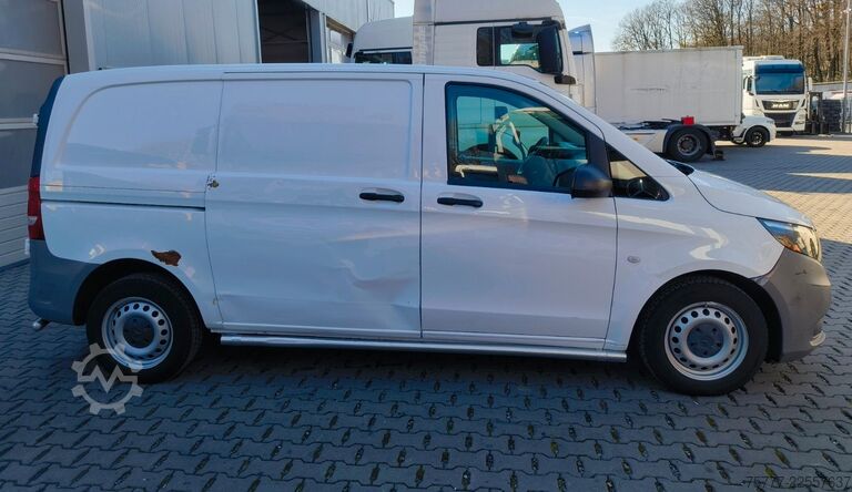 Kastenwagen hoch MERCEDES-BENZ Vito 114CDI Kastenwagen-Klima-Navi-Kamera