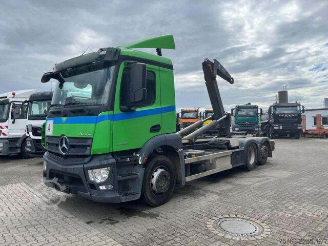 Abrollkipper MERCEDES-BENZ Antos 2543 L 6x2 Abrollkipper VDL Schub+Knick