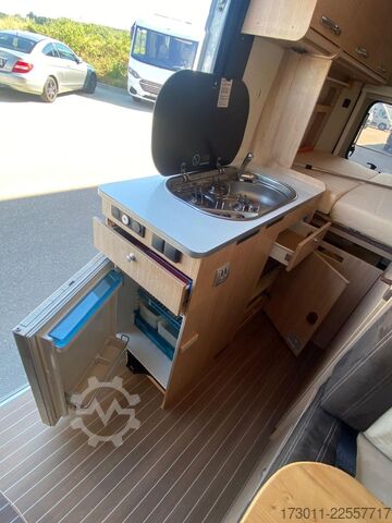 Kastenwagen Wohnmobil / Campervan ROADCAR R 540 - mit Busbiker und Markise