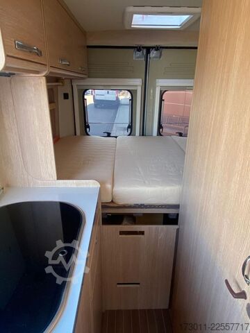 Kastenwagen Wohnmobil / Campervan ROADCAR R 540 - mit Busbiker und Markise