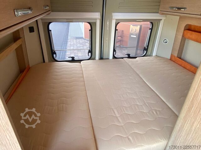 Kastenwagen Wohnmobil / Campervan ROADCAR R 540 - mit Busbiker und Markise