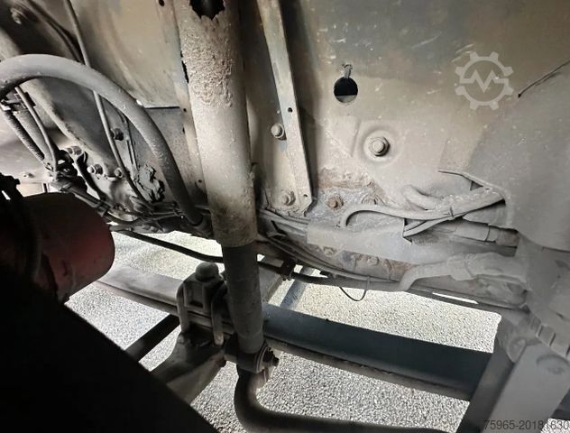 Standard tractor unit SCANIA P94-310 EURO 2 MANUAL GEARBOX GOOD CONDITION MIC