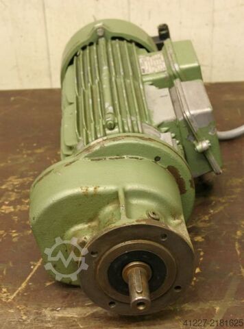 Luminous flux gear motor AMK RDEI 80/2MST
