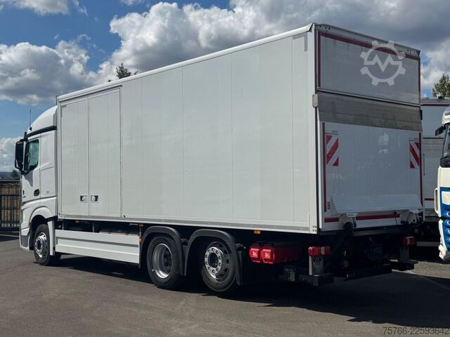 LKW mit Kofferaufbau MERCEDES-BENZ ACTROS 2545 L / LBW / SEITENTÜRE / STANDKLIMA