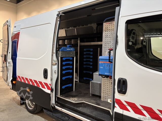 Suitcase Iveco DAILY, 50C18 L3H3 180 PK Automaat Servicebus / ...