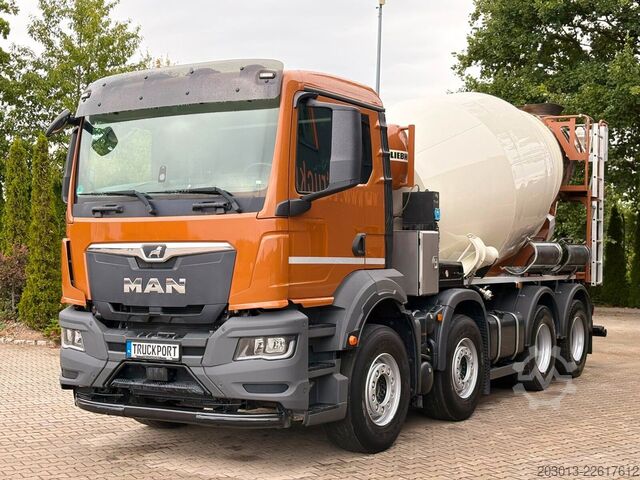 Concrete mixer truck MAN 35.400 8x4 BB CH Betonmischer Liebherr 9 m³