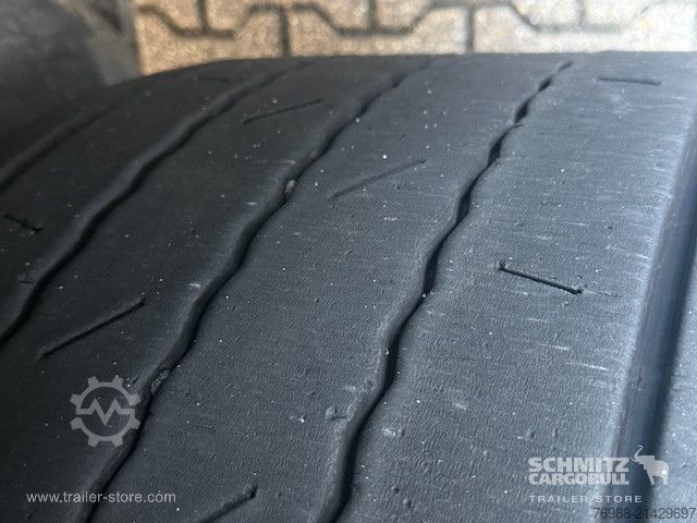 Open semitrailer with tarp Schmitz Cargobull Curtainsider Mega