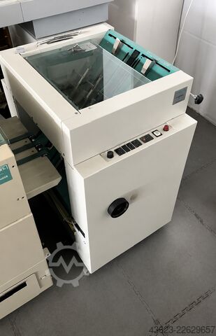Broschürenfertigungssystem Ernst Nagel Foldnak 8