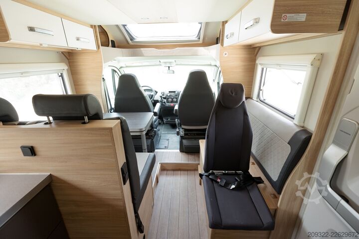 Teilintegriertes Wohnmobil Fiat Ducato Weinsberg Carasuite 2020 | Completamente accessoriato|5 posti letto