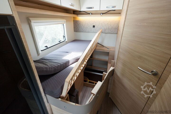 Teilintegriertes Wohnmobil Fiat Ducato Weinsberg Carasuite 2020 | Completamente accessoriato|5 posti letto