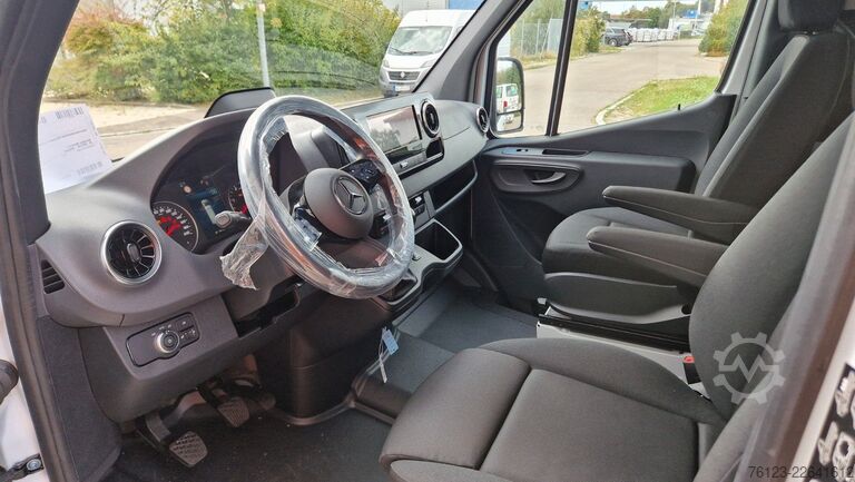 Kleinbus MERCEDES-BENZ Sprinter Lord Light 22 Sitzer  Aktionspreis
