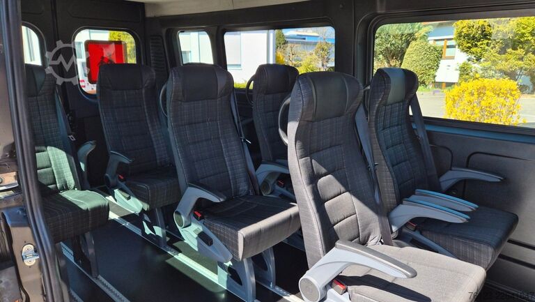 Kleinbus Opel Movano Mobility Airline Boden Rolli