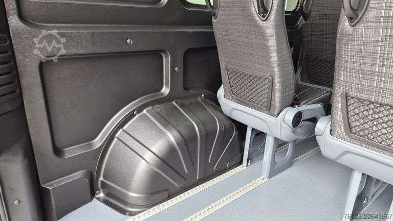 Kleinbus PEUGEOT Boxer 9 Sitzer Airline Boden Ducato Movano
