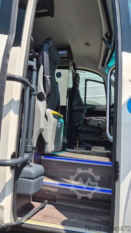 Minibus IVECO 2x Daily 70 Lagerfahrzeug Ferqui Sunrise 2,5 m B