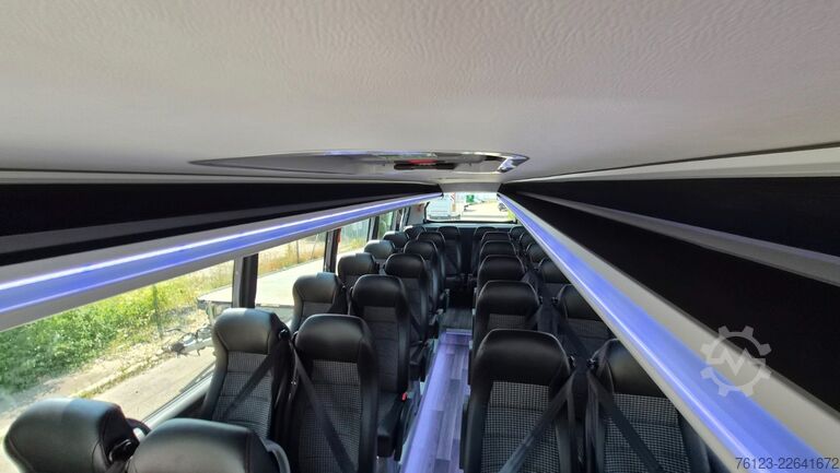 Minibus IVECO 2x Daily 70 Lagerfahrzeug Ferqui Sunrise 2,5 m B