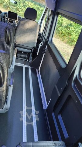 Kleinbus FIAT Ducato 9 Sitzer Mobility Airlineboden Rolli