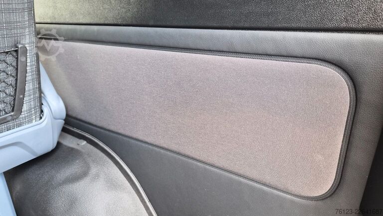 Kleinbus MERCEDES-BENZ Sprinter 315 VIP Mobility 23 Airlineboden Lage