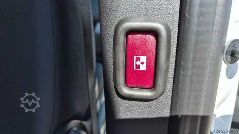 Kleinbus MERCEDES-BENZ Sprinter Elektro 9 Sitzer Bürgerbus