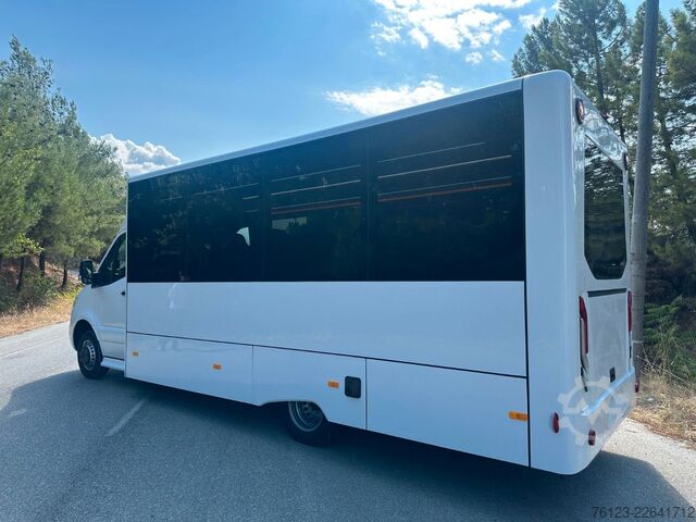 Kleinbus MERCEDES-BENZ 30 Sitzer Schul- Transferbus 519 Lagerfahrzeug