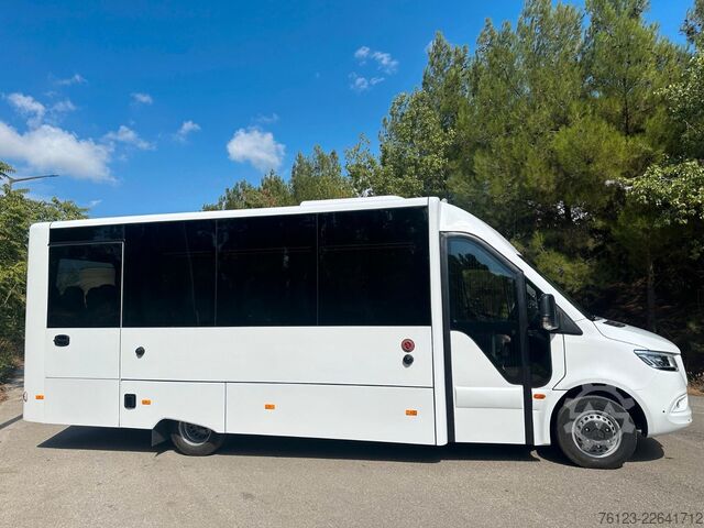 Kleinbus MERCEDES-BENZ 30 Sitzer Schul- Transferbus 519 Lagerfahrzeug