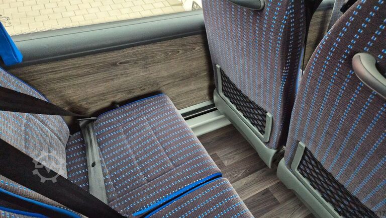 Kleinbus IVECO Daily 70 Ferqui Sunrise 34 Plätze COC