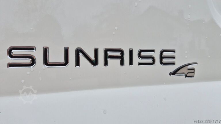 Kleinbus IVECO Daily 70 Ferqui Sunrise 34 Plätze COC