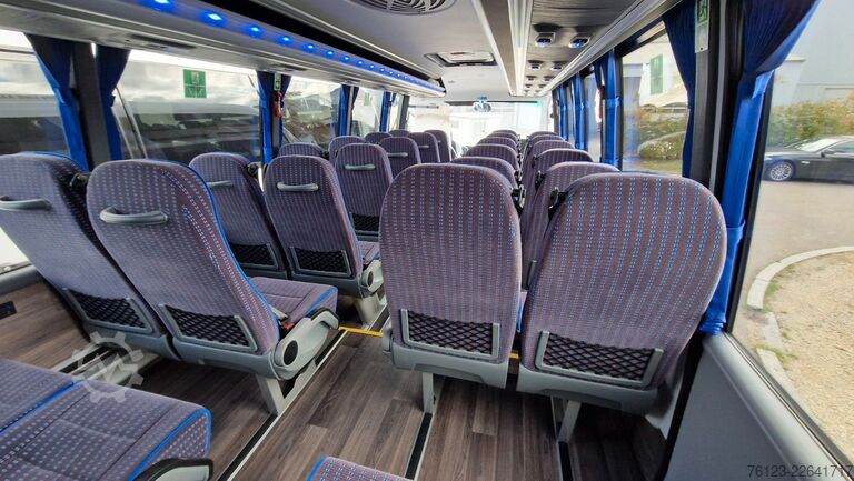 Kleinbus IVECO Daily 70 Ferqui Sunrise 34 Plätze COC