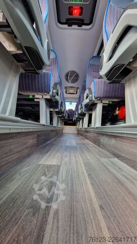 Kleinbus IVECO Daily 70 Ferqui Sunrise 34 Plätze COC