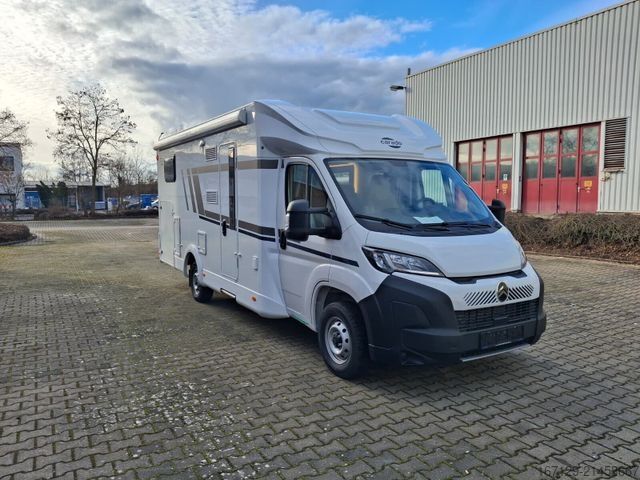 Semi-integrated camper CARADO T 447