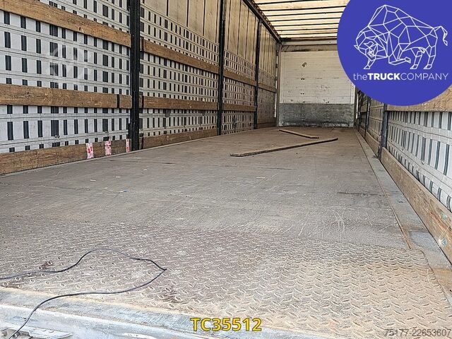Sliding tarpaulins Schmitz Cargobull 