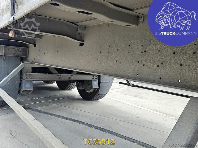 Sliding tarpaulins Schmitz Cargobull 