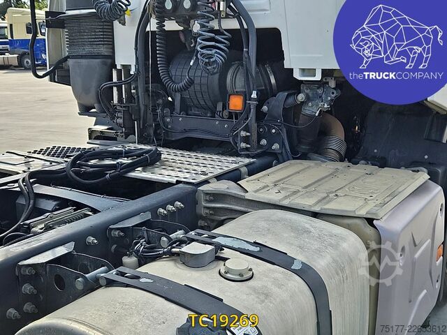 Hazardous substances Renault T 460