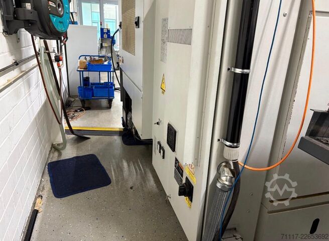 CNC turning and milling center Mori Seiki NL 2500 SY / Bar Loader