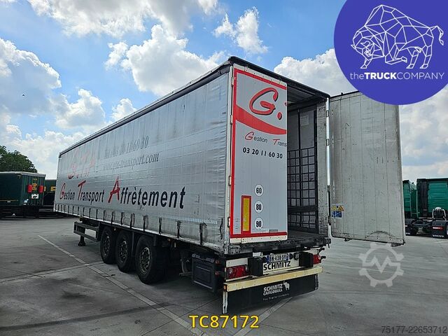 Sliding tarpaulins Schmitz Cargobull 