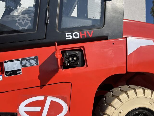Electric 4-wheel forklift EP EFL503-HV-6