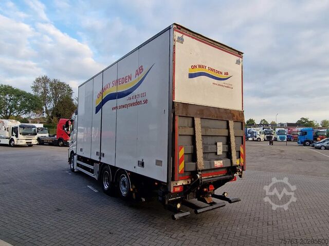 Suitcase Volvo FH 13.460 lowroof 6x2 - Box with Sidedoors - 48...