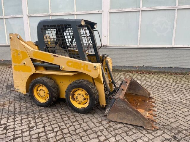 Wheel loader Gehl 3840 E     2015