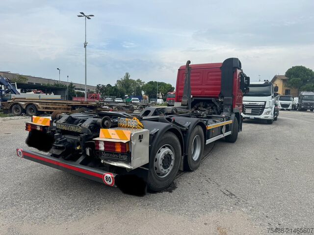 Standard tractor unit Mercedes-Benz ACTROS MP III 2548