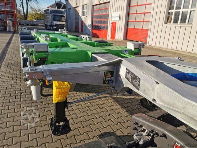 Semi-trailer containerchassis Fliegl SDS 380 Vario V2+ mit Frontausschub