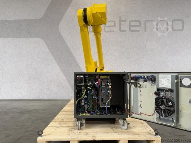 Überholter Roboter mit 1 Jahr Garantie FANUC M-710iC/20L