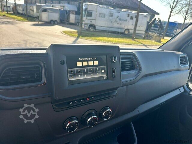 Van Renault Master Haras 1-2 Pferde