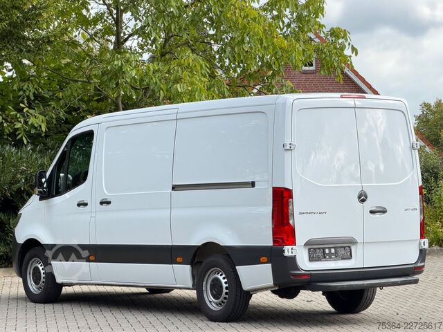 Kleinbus MERCEDES-BENZ Sprinter 317 BlueTEC Lang 2 x Schiebetür Klima