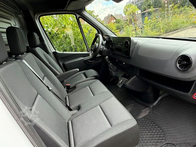 Kleinbus MERCEDES-BENZ Sprinter 317 BlueTEC Lang 2 x Schiebetür Klima
