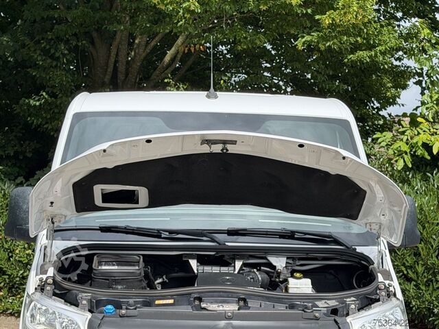Kleinbus MERCEDES-BENZ Sprinter 317 BlueTEC Lang 2 x Schiebetür Klima