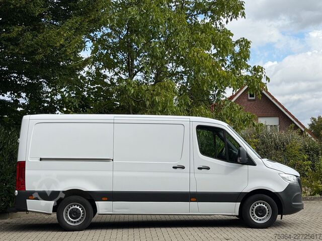 Kleinbus MERCEDES-BENZ Sprinter 317 BlueTEC Lang 2 x Schiebetür Klima