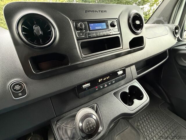 Kastenwagen MERCEDES-BENZ Sprinter 317 BlueTEC Lang 2 x Schiebetür Klima