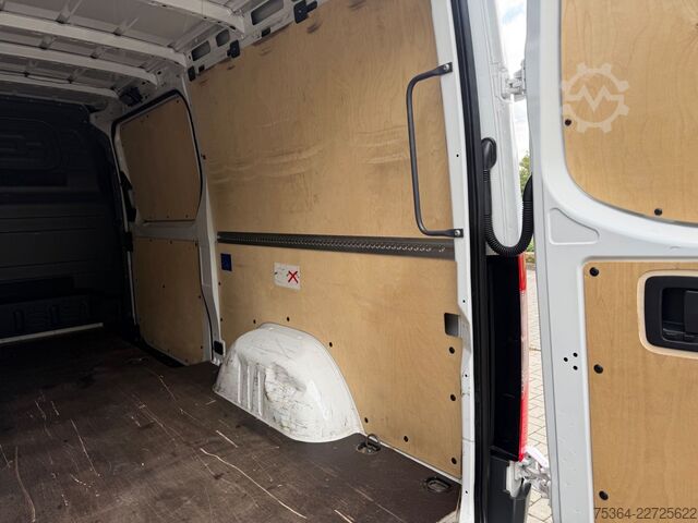 Kastenwagen MERCEDES-BENZ Sprinter 317 BlueTEC Lang 2 x Schiebetür Klima