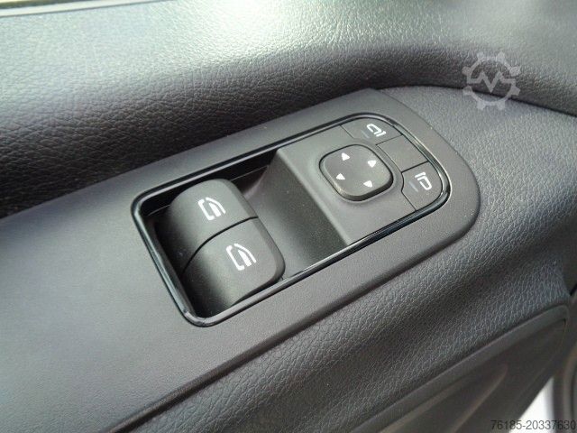 Pick-up van MERCEDES-BENZ Sprinter 214 CDI Doka 1. Hand
