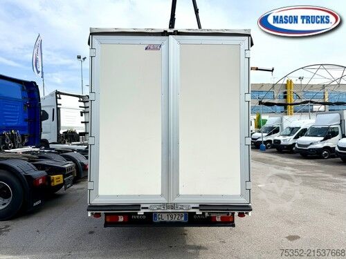 Curtain sider van Iveco Daily 35c140