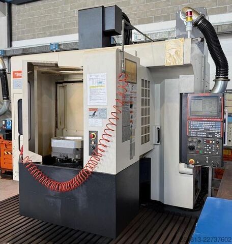 Vertikales Bearbeitungszentrum Mazak Variaxis 500/5x